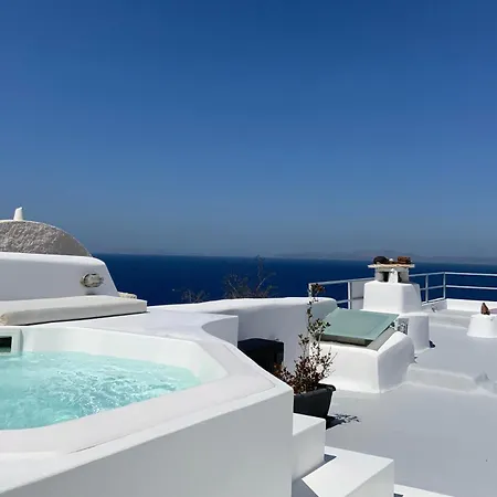 Outopoia Cave 4* Oia