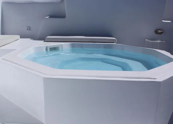 Outopoia Cave מלון דירות