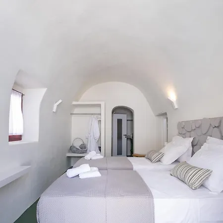 Outopoia Cave Lägenhetshotell Oia