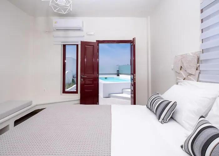 Outopoia Cave 4* Oia (Santorini)