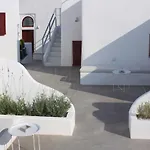 Outopoia Cave Hotel apartamentowy 4*
