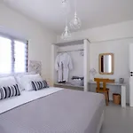 Outopoia Cave Hotel apartamentowy Oia