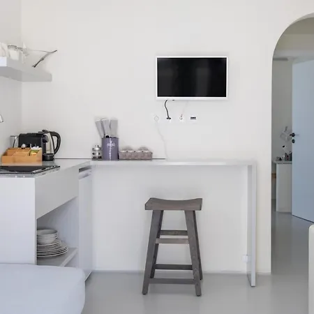 Outopoia Cave 4* אויה