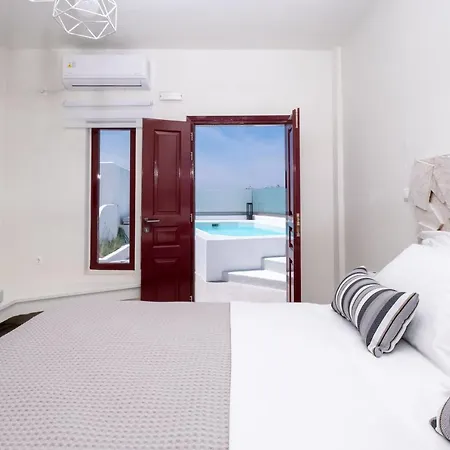 Outopoia Cave 4* Oia (Santorini)