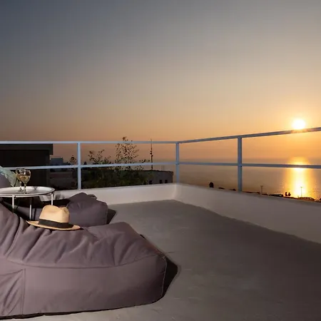 Apart-hotel Outopoia Cave 4*