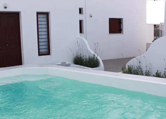 Apart-hotel Outopoia Cave 4*