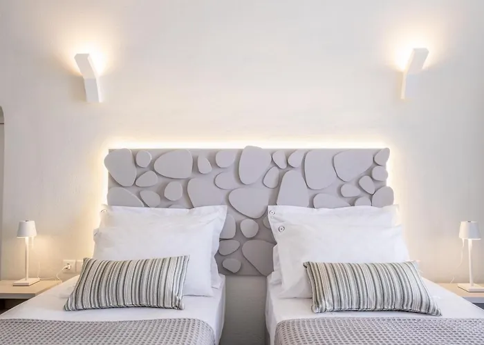 Apart-hotel Outopoia Cave 4*