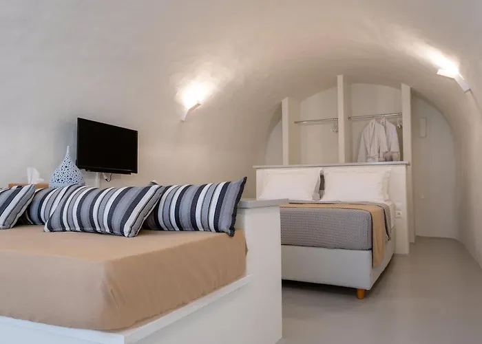 Apartahotel Outopoia Cave 4*