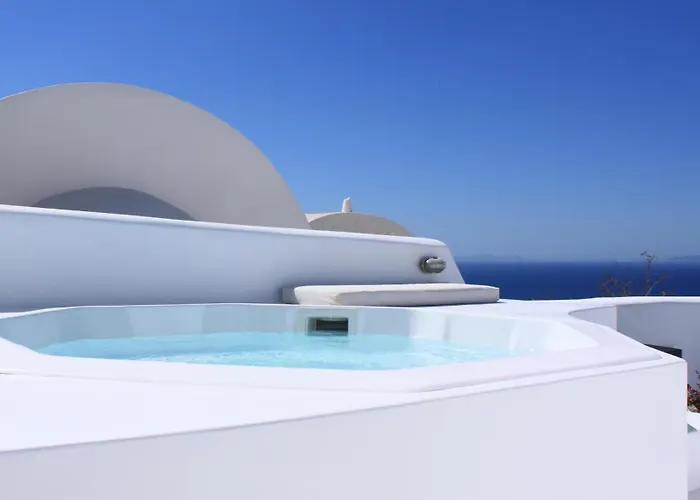 Outopoia Cave 4* Oia