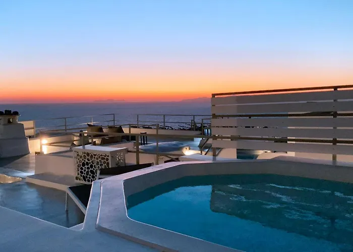 Outopoia Cave Apartahotel Oia (Santorini)