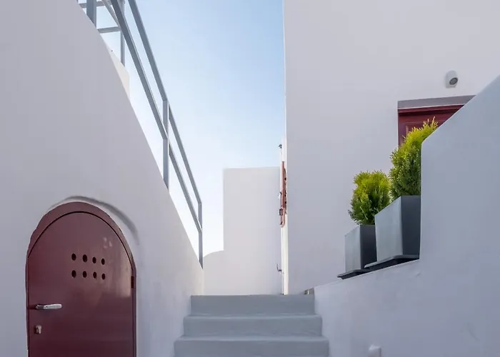 Апарт-отель Outopoia Cave